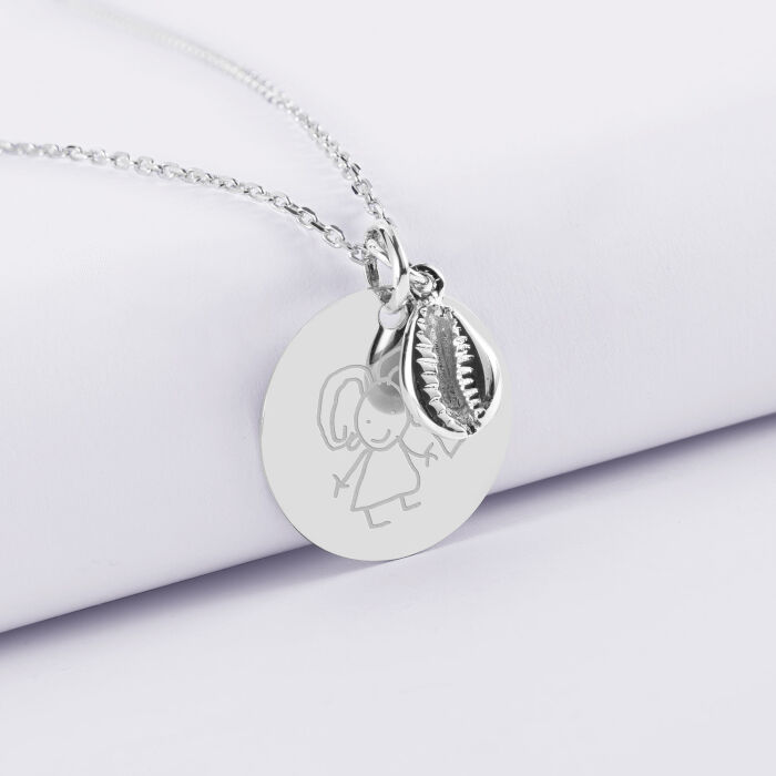 Pendentif personnalisé médaille gravée argent 19 mm et breloque coquillage cauri 10 mm - dessin