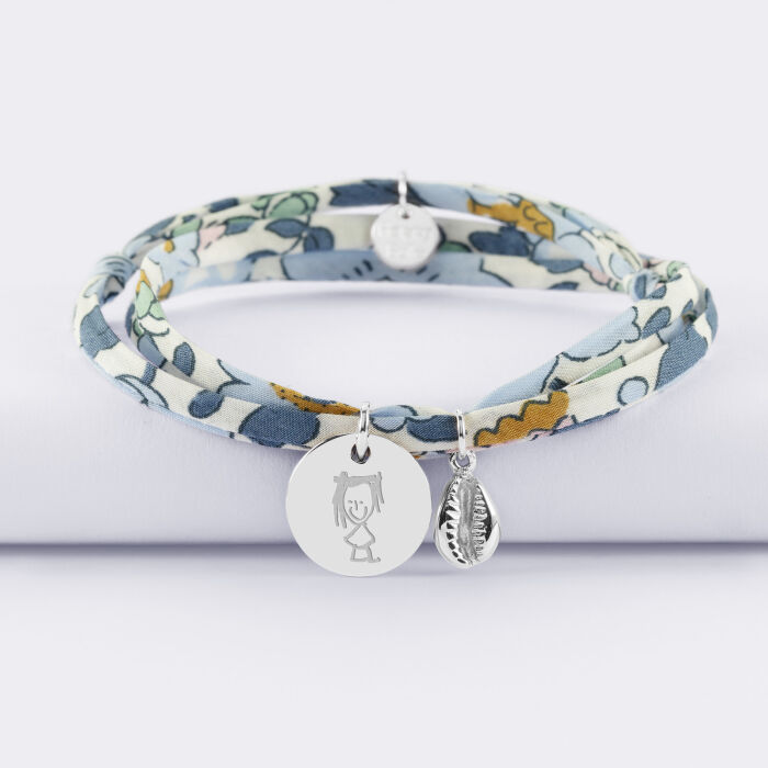 Bracelet 3 tours Liberty personnalisé médaille gravée argent 15 mm et breloque coquillage cauri 10 mm - dessin