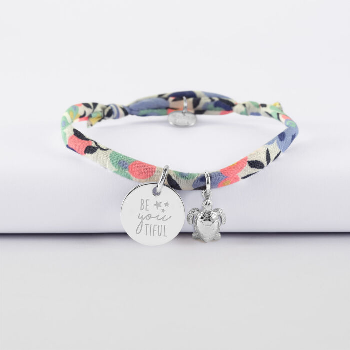 Bracelet enfant Liberty personnalisé médaille gravée argent 15 mm et breloque(s) summer - à composer - illustration