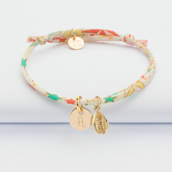 Bracelet enfant Liberty personnalisé médaille gravée plaqué or 10 mm et breloque(s) summer - à composer - initiale A