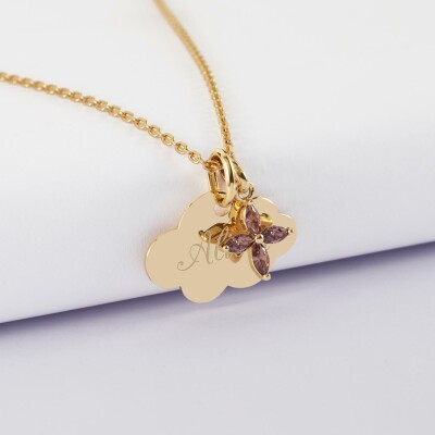 Pendentif enfant personnalisé médaille gravée plaqué or nuage 20x14 mm et breloque fleur pétales 10 mm