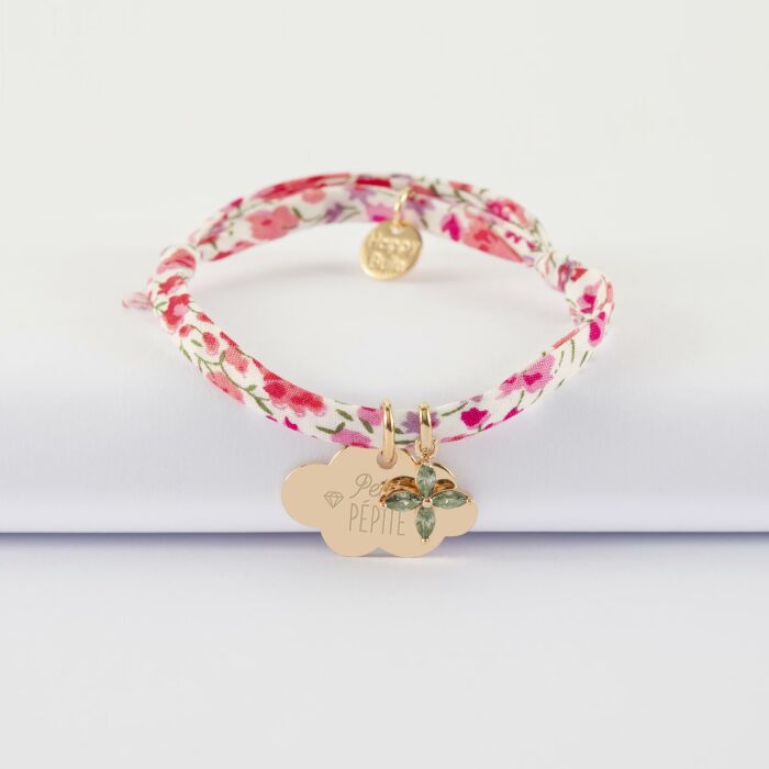 Bracelet enfant Liberty personnalisé médaille gravée plaqué or nuage 20x14 mm et breloque fleur pétales 10 mm