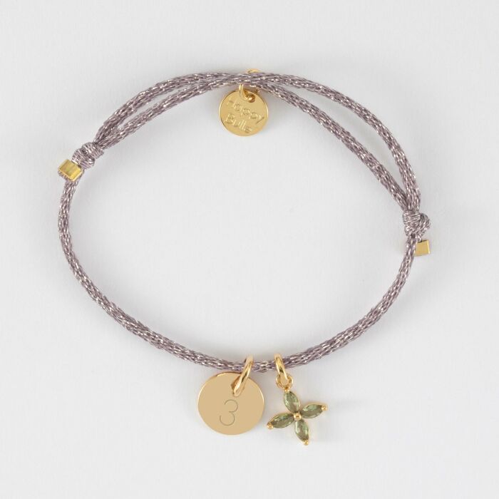 Bracelet enfant personnalisé cordon pailleté médaille gravée plaqué or 15 mm et breloque fleur pétales 10 mm