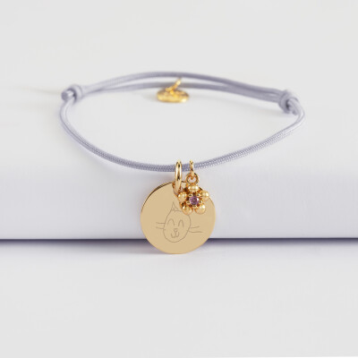 Bracelet enfant personnalisé médaille gravée plaqué or 15 mm et breloque fleur zircon plaqué or 8 mm