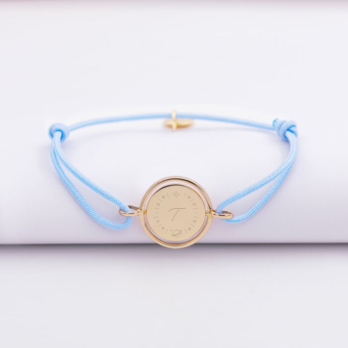 Bracelet enfant personnalisé cordon médaille réversible Eternelle gravée plaqué or 2 trous 16 mm - HappyBulle x Capucine - illustration saturne