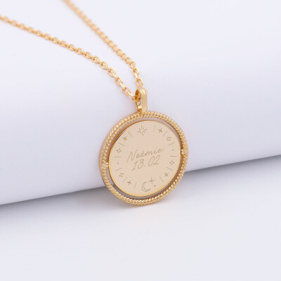 Pendentif enfant personnalisé médaille réversible contour tressé Eternelle gravée plaqué or 18 mm - HappyBulle x Capucine - illustration lune