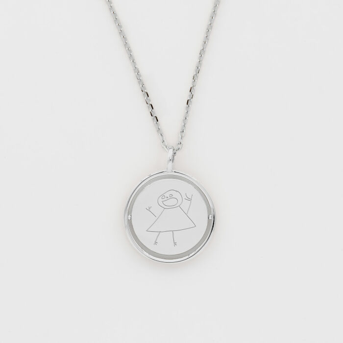 Pendentif enfant personnalisé médaille réversible Eternelle gravée argent 18 mm - HappyBulle x Capucine - dessin