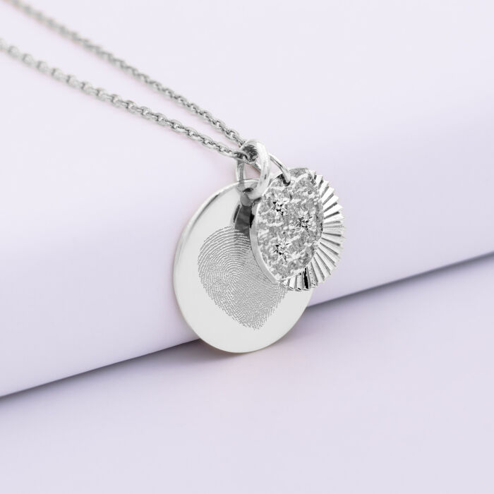 Pendentif personnalisé médaille gravée argent 19 mm et breloque Lune trio zircons 14 mm - empreinte
