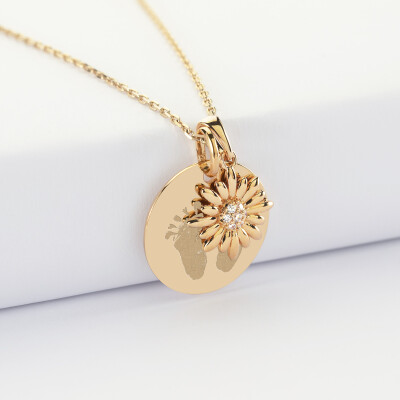 Pendentif personnalisé médaille gravée plaqué or 19 mm et breloque tournesol scintillant 13 mm - empreinte