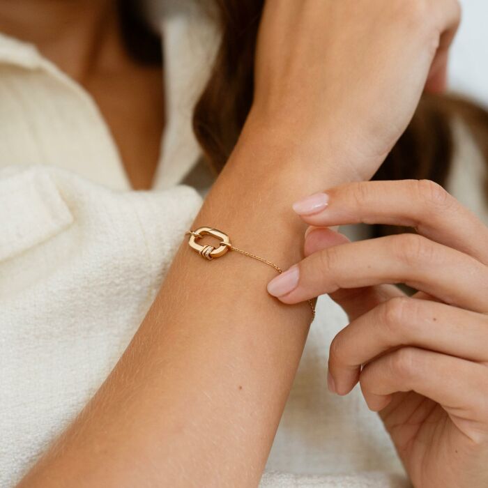 Bracelet chaîne personnalisé collection Chapitre mousqueton 11x19 mm plaqué or - à composer