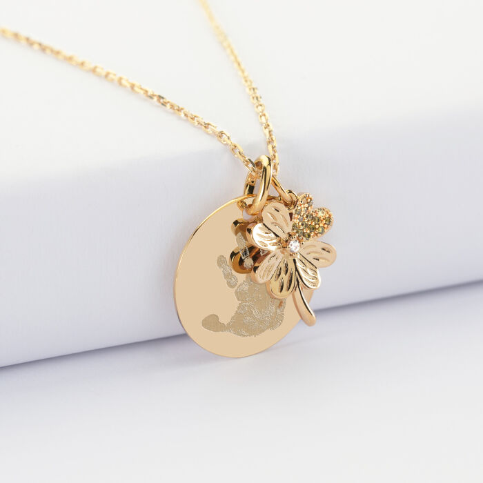 Pendentif personnalisé médaille gravée plaqué or 19 mm et breloque trèfle scintillant 15 mm - empreinte