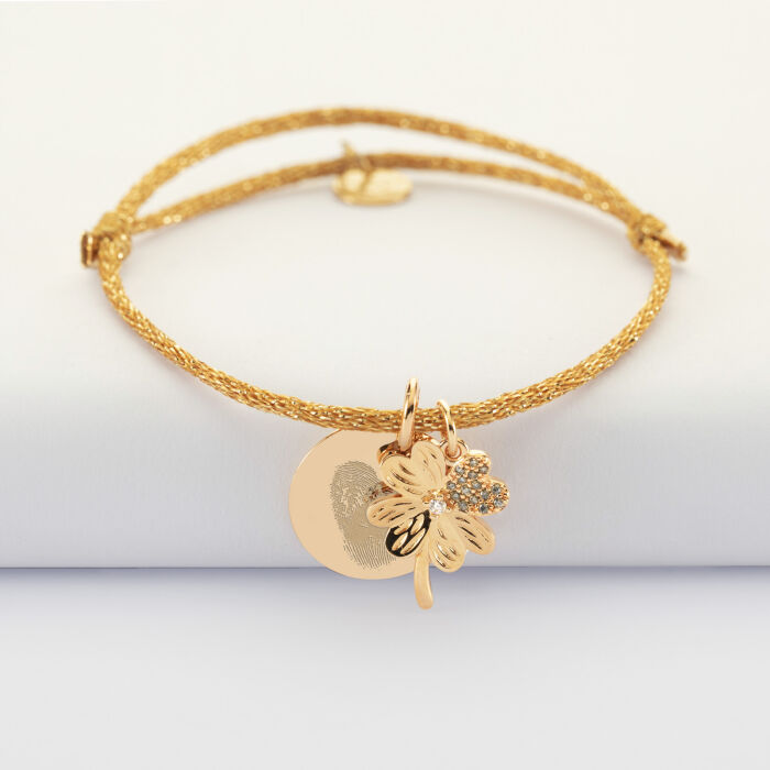 Bracelet personnalisé cordon pailleté médaille gravée plaqué or 15 mm et breloque trèfle scintillant 15 mm - empreinte