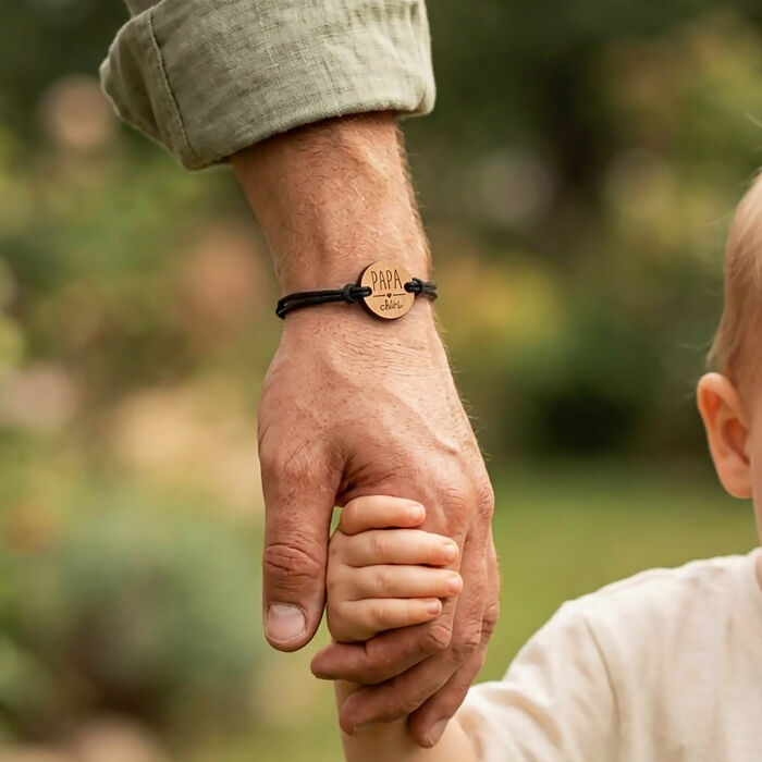 Bracelet homme médaille gravée bois ronde 21 mm - Edition spéciale "Papa Chéri"