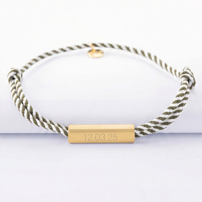 Bracelet homme personnalisé cordon tressé double médaille gravée acier doré cube rectangulaire 25x5x5 mm
