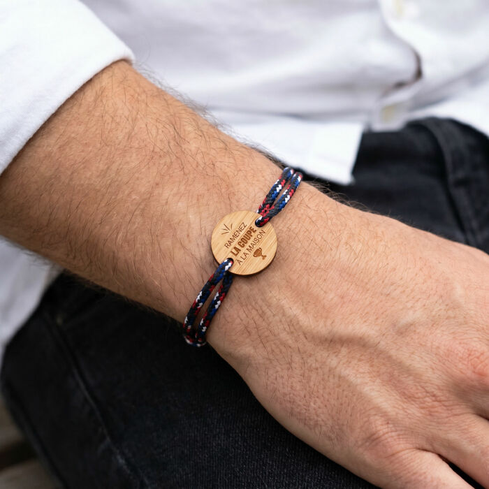 Bracelet homme cordage marin tricolore simple médaille gravée bois ronde 2 trous 21 mm - Edition spéciale Ramenez la coupe - bracelet porté