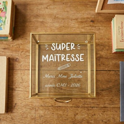 Boîte à bijoux personnalisée 10x10x5 cm verre gravé - Edition spéciale "Super maîtresse"