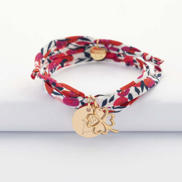 Bracelet 3 tours Liberty personnalisé médaille gravée plaqué or 15 mm et breloque trèfle ajouré 15 mm - dessin