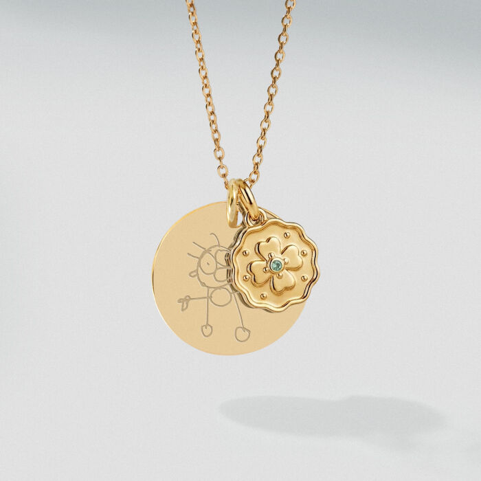 Pendentif personnalisé médaille gravée plaqué or 19 mm et breloque trèfle mini zircon vert 10 mm - dessin