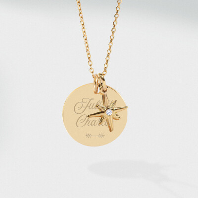 Pendentif personnalisé médaille gravée plaqué or 19 mm et breloque étoile du Nord plaqué or 11 mm - texte pictogramme