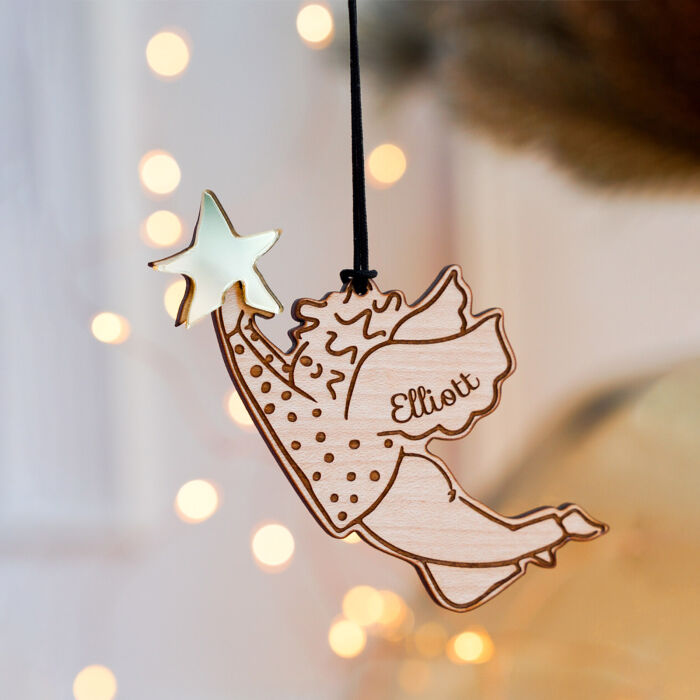 Boule de Noël personnalisée Ange Etoile bois gravé - HappyBulle x MyLovelyThing - ambiance