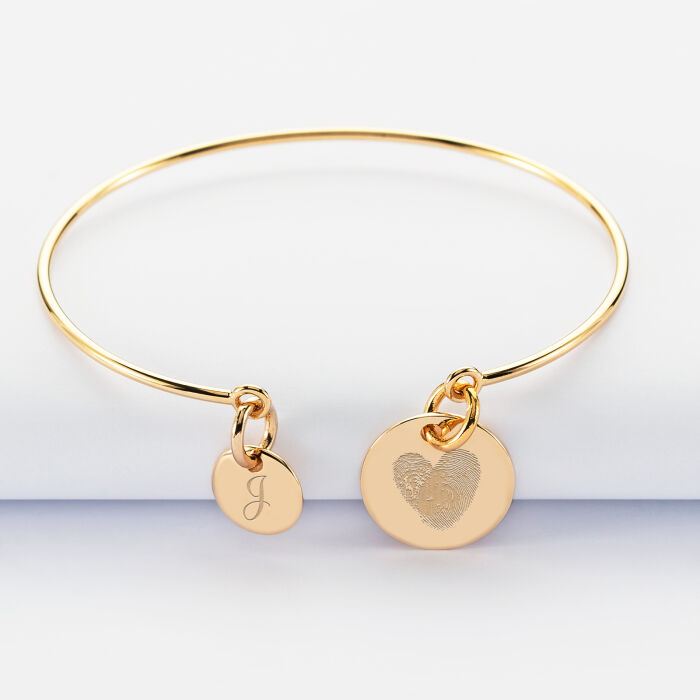 Bracelet personnalisé jonc plaqué or médaille gravée 15 mm et breloque ronde 10 mm - empreinte