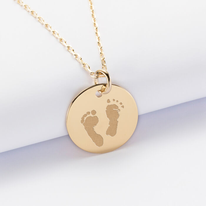 Pendentif personnalisé médaille gravée plaqué or 19 mm - empreinte pieds