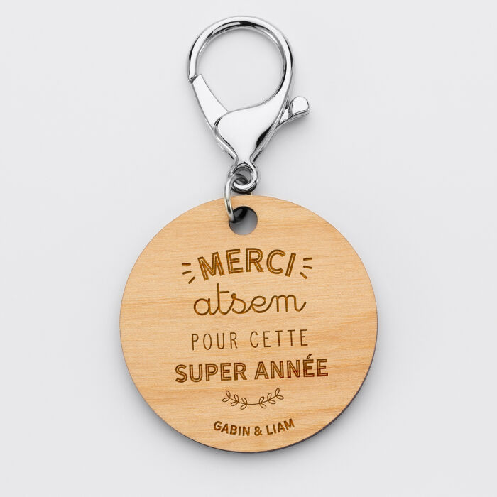 Porte clé personnalisé  gravée bois médaille ronde 50mm - Merci Maîtresse - atsem