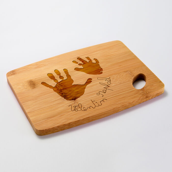 Planche à découper personnalisée bambou gravé 20x15 cm - empreintes