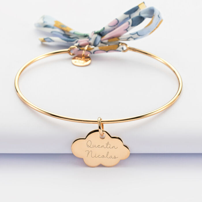 Bracelet personnalisé jonc plaqué or et cordon Liberty médaille gravée nuage 20x14  mm - prénoms
