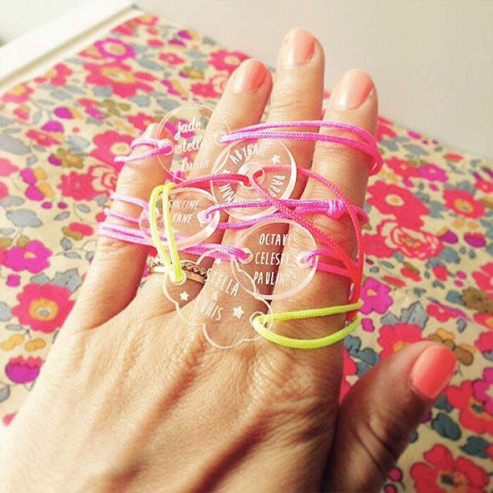 Bracelet personnalisé médaille gravée acrylique cible étoile 21 mm - ambiance