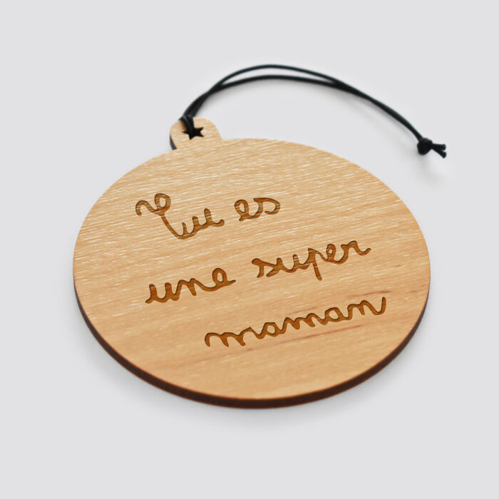 Boule de Noël personnalisée gravée bois ronde - écrits