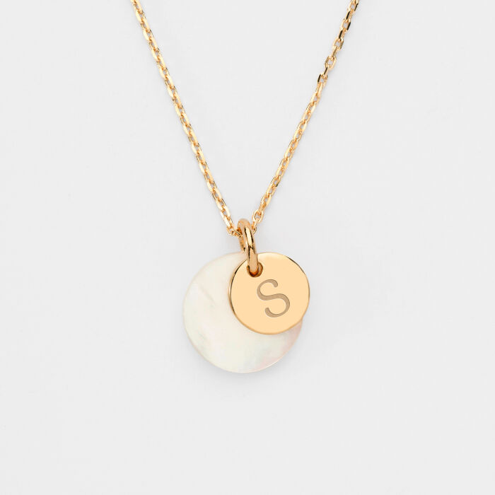 Pendentif personnalisé nacre et médaille gravée plaqué or 10 mm - 4