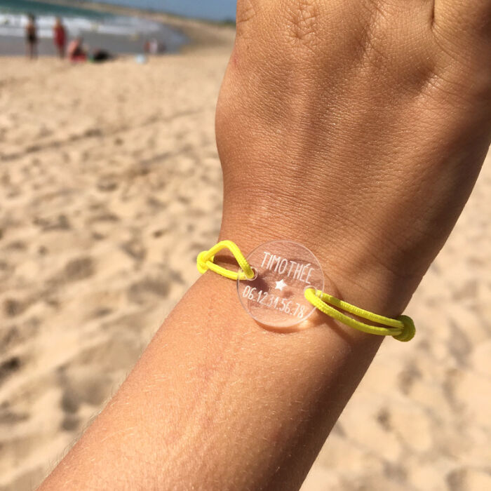 Engraved children's identification 2-hole medallion bracelet 17mm - worn 2