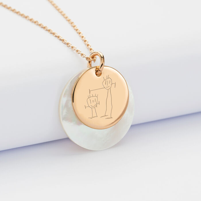 Personalised pendant with 25 mm mother of pearl charm  and engraved gold-plated medallion 19 mm - sketch