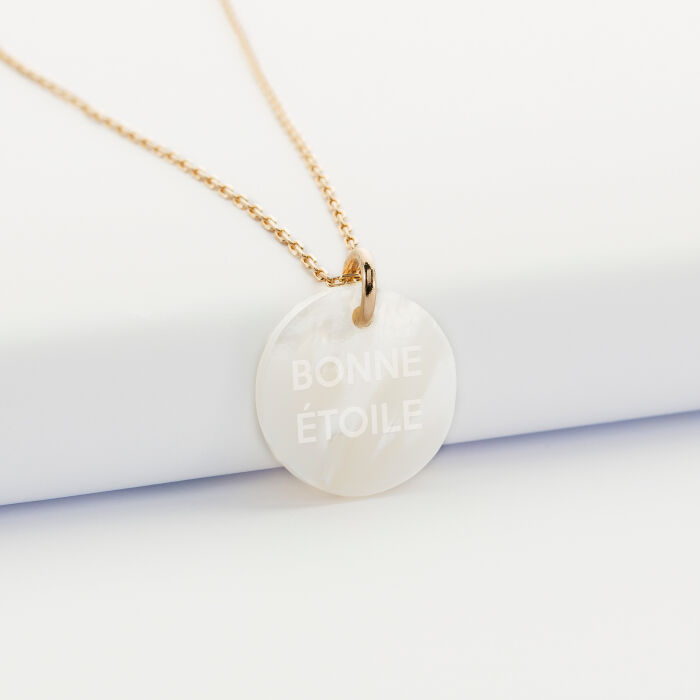 Pendentif plaqué or personnalisé médaille gravée nacre 19 mm - 3