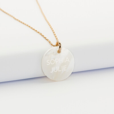Pendentif plaqué or personnalisé médaille gravée nacre 19 mm - 1