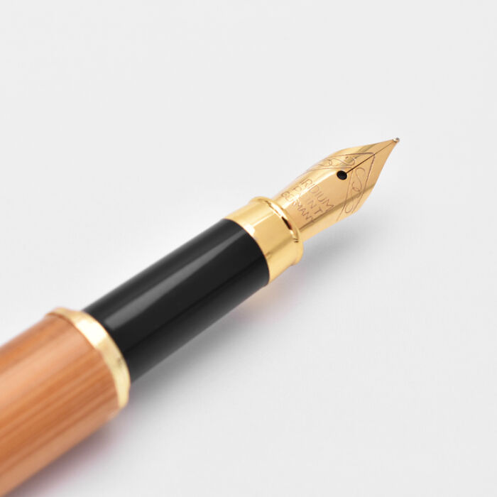 Coffret bambou personnalisé et stylo plume gravé 172x50mm - plume