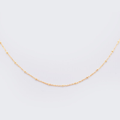 Chaîne boule maille plaqué or présentation Chaîne boule maille plaqué or présentation