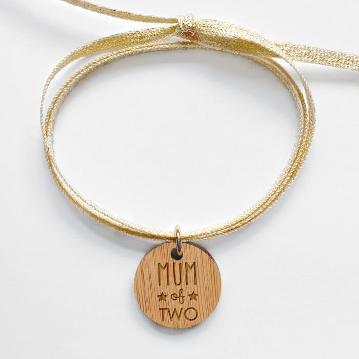 Personalised 3 turn bracelet engraved medal with round sleeper wood 20 mm - special edition "Mum of two"