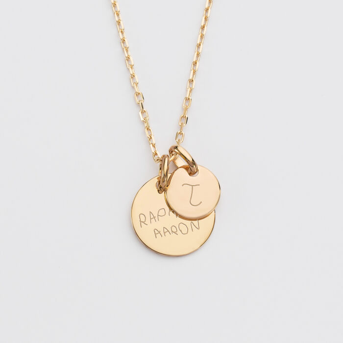 Pendentif personnalisé médaille gravée plaqué or 15 mm et breloque ronde 10 mm écrits