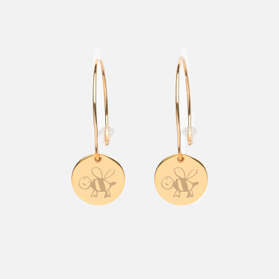 Boucles d'oreilles créoles personnalisées médailles gravées plaqué or 15 mm dessin