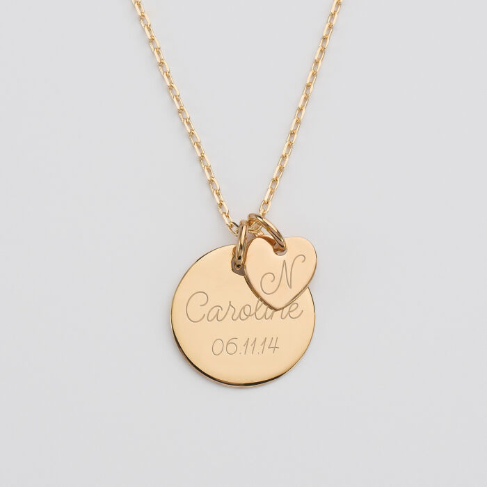 Pendentif personnalisé médaille gravée plaqué or 19 mm et breloque coeur 10 mm prénoms