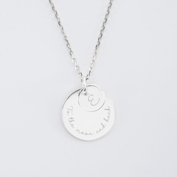 Pendentif personnalisé double médailles gravées argent 10 mm et 19 mm prénoms manuscrits