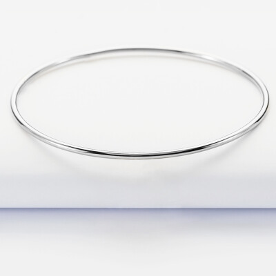Silver bangle