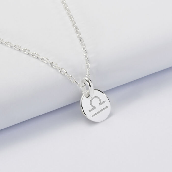 Pendentif initiale personnalisé médaille gravée argent 10 mm - Edition spéciale Astro balance