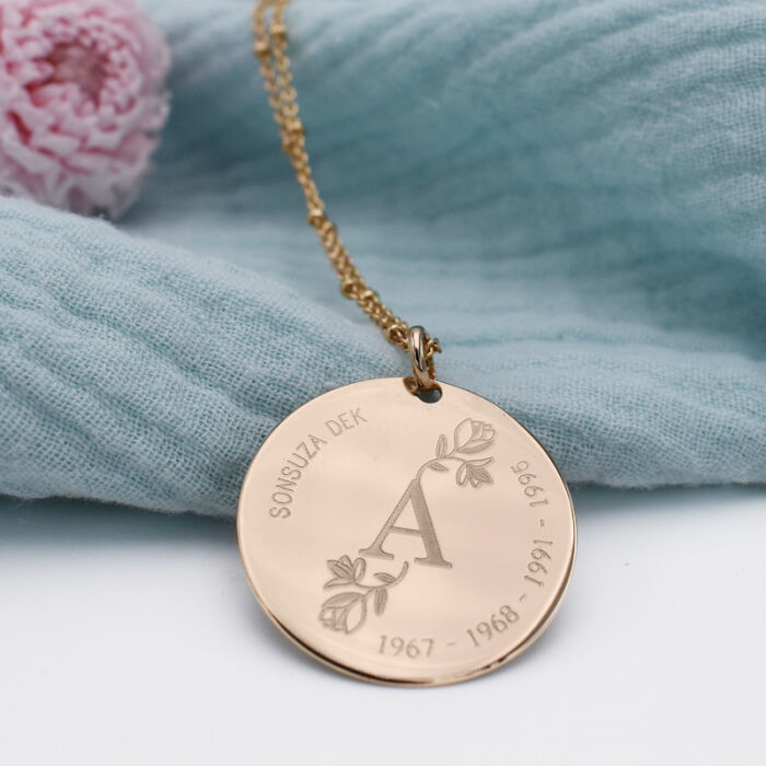 Personalised engraved gold-plated 27 mm medallion pendant - special edition "Floral initial"