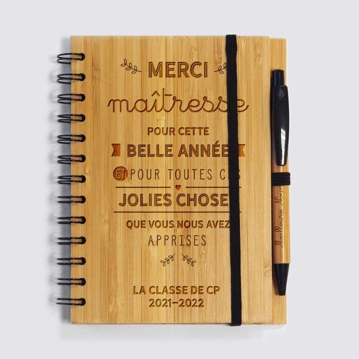 Carnet bambou personnalisé 14,5x18 cm et stylo gravé - Merci Maîtresse - 1