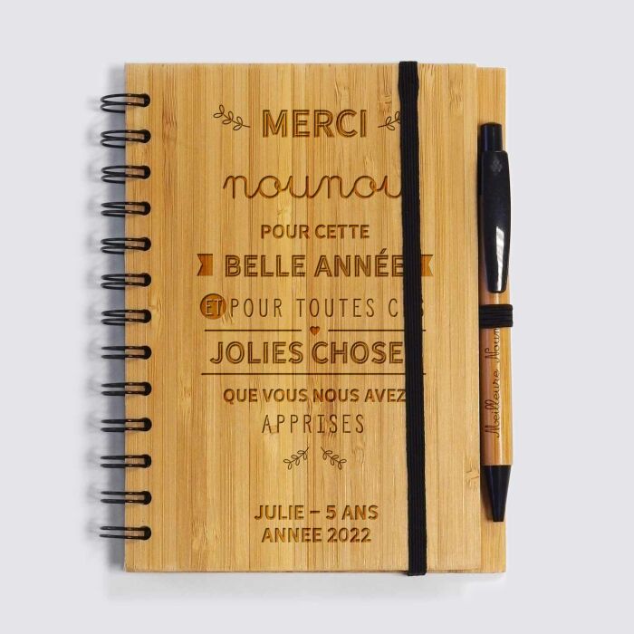 Carnet bambou personnalisé 14,5x18 cm et stylo gravé - Merci Maîtresse - 2