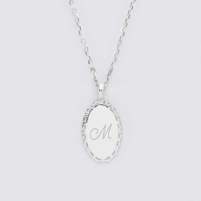 Pendentif personnalisé médaille vintage ovale dentelée gravée argent 20x13 mm - M