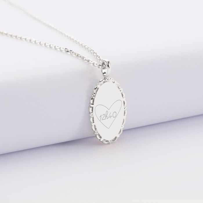 Pendentif personnalisé médaille vintage ovale dentelée gravée argent 20x13 mm - 1